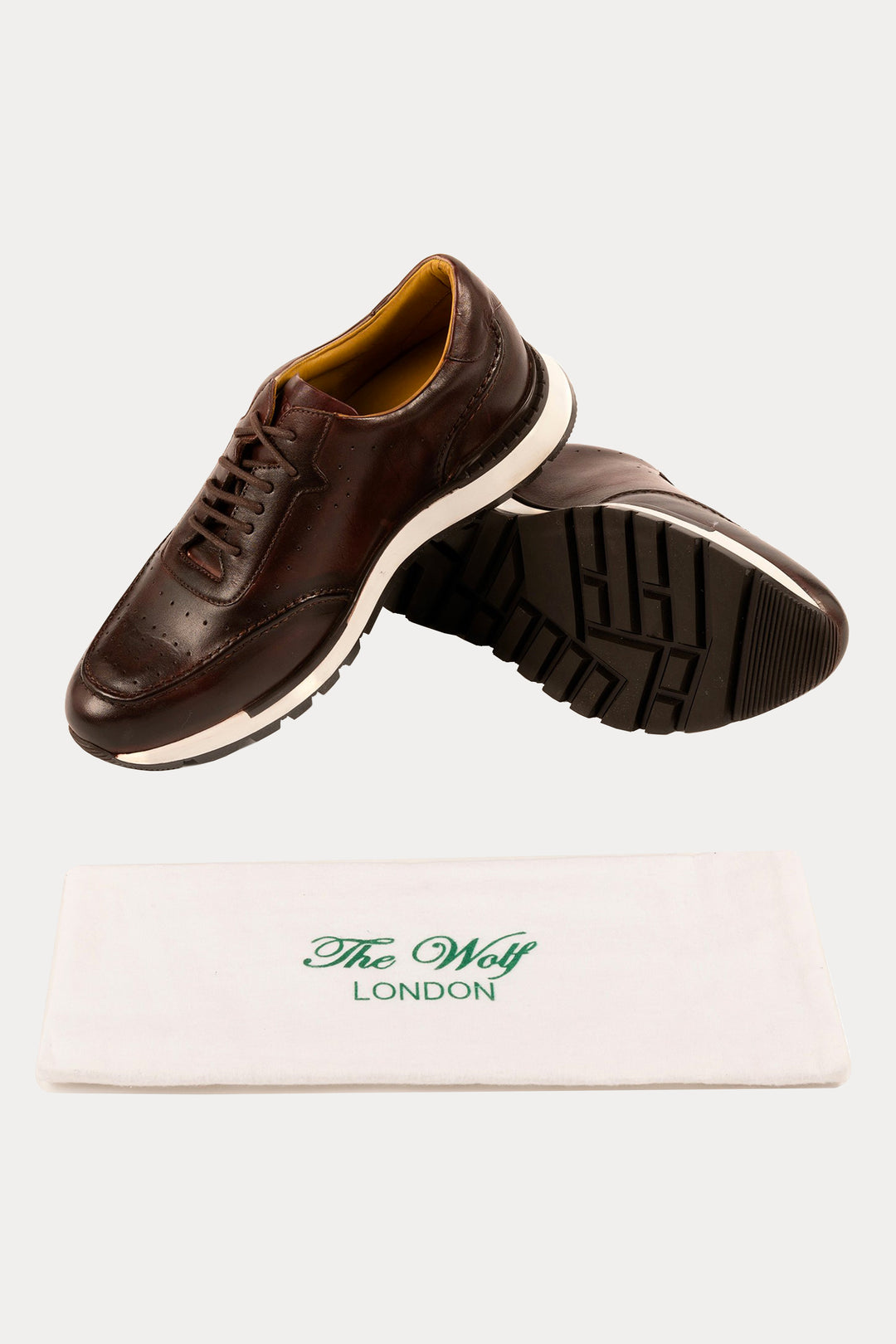 Canary Wharf Smart Trainers in Brown