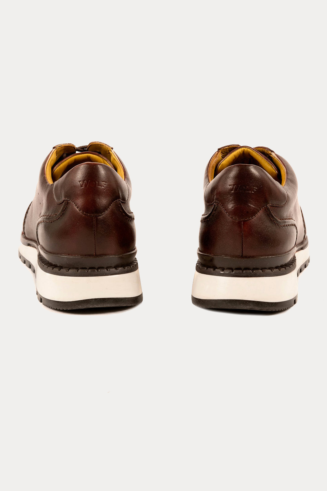 Canary Wharf Smart Trainers in Brown