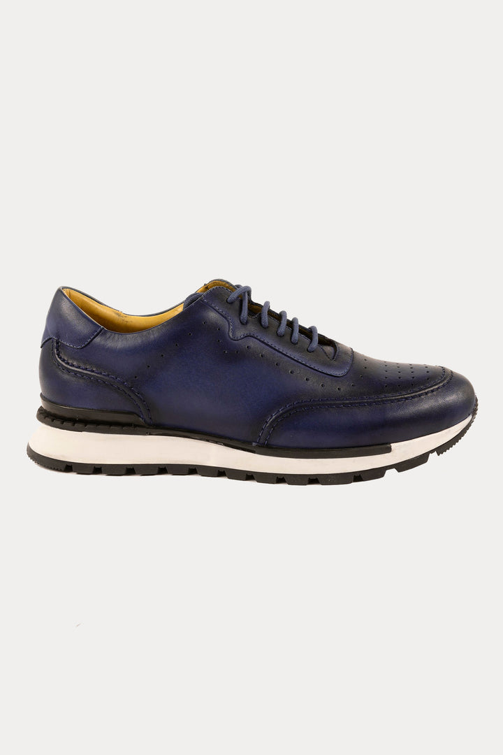 Canary Wharf Smart Trainers in Navy
