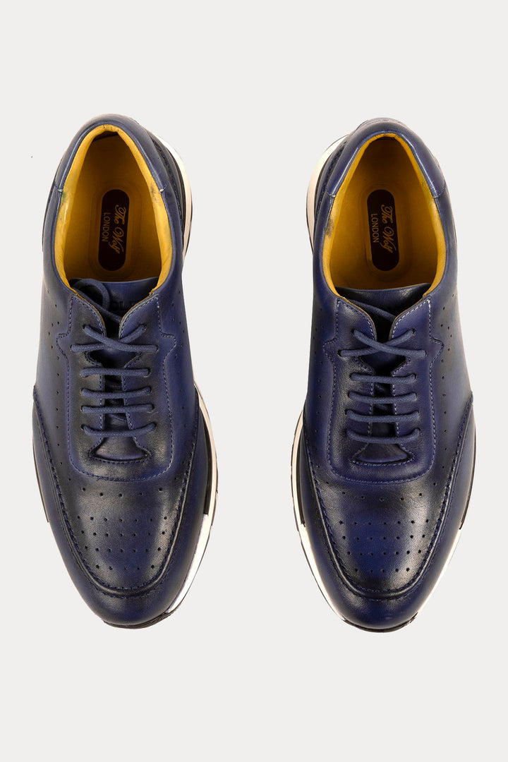 Canary Wharf Smart Trainers in Navy