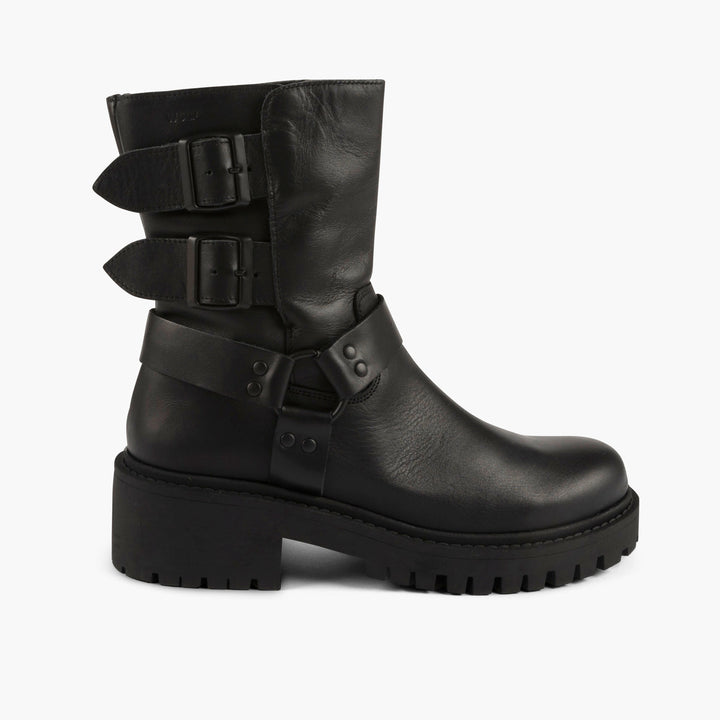 Tribeca Leather Boots in Black