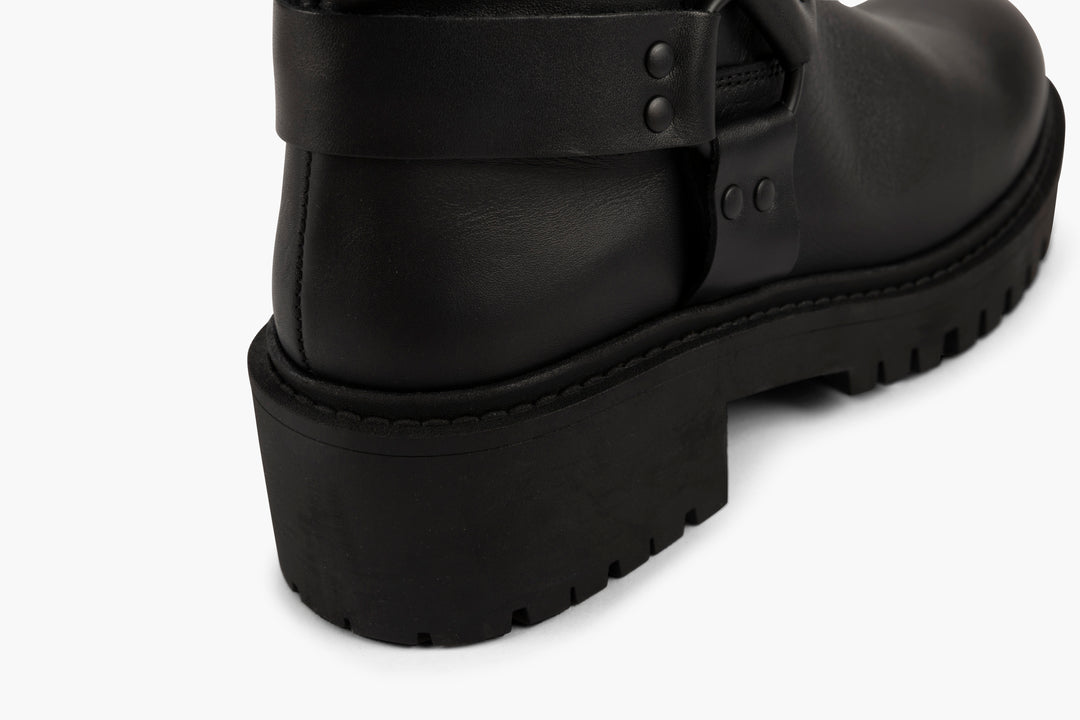 Tribeca Leather Boots in Black