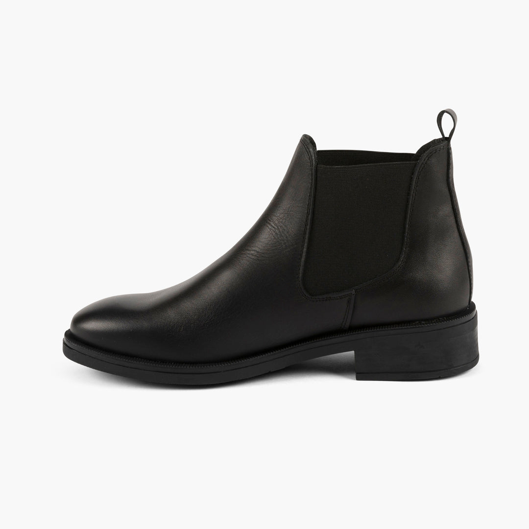 Chelsea Leather Boots in Black