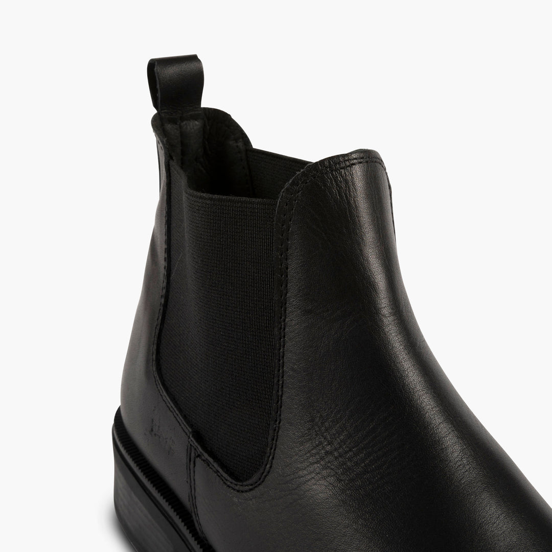 Chelsea Leather Boots in Black