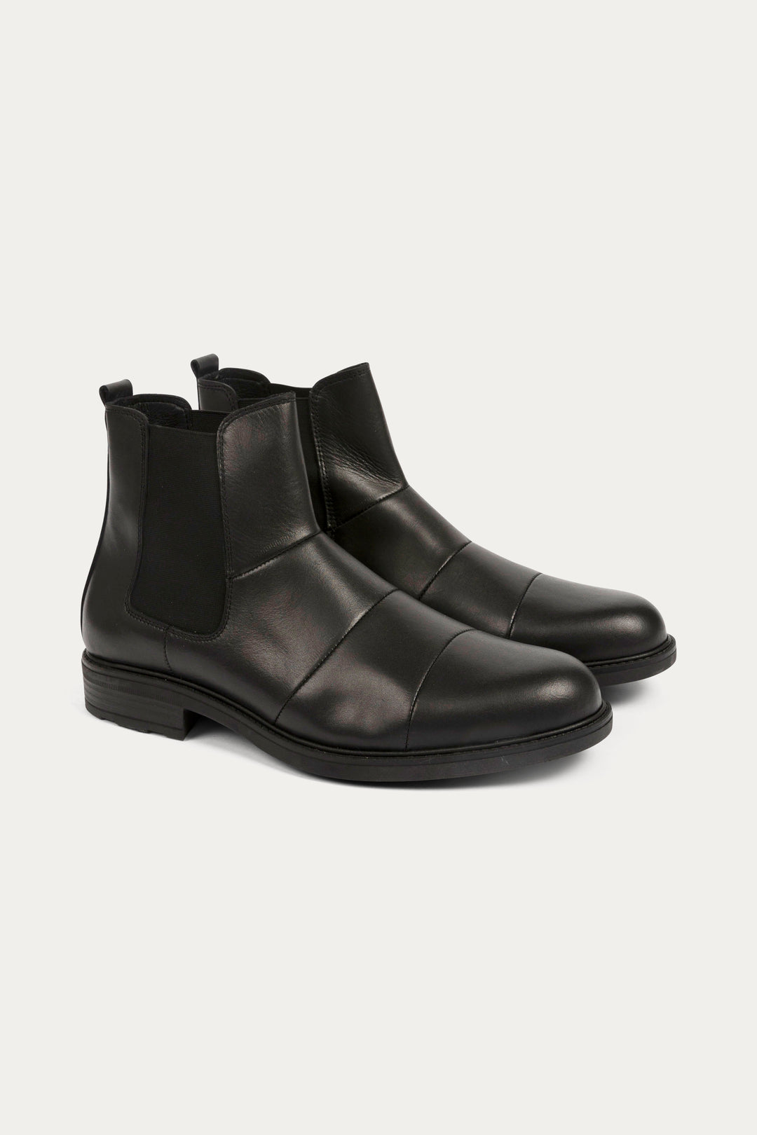 Holborn Leather Boots in Black