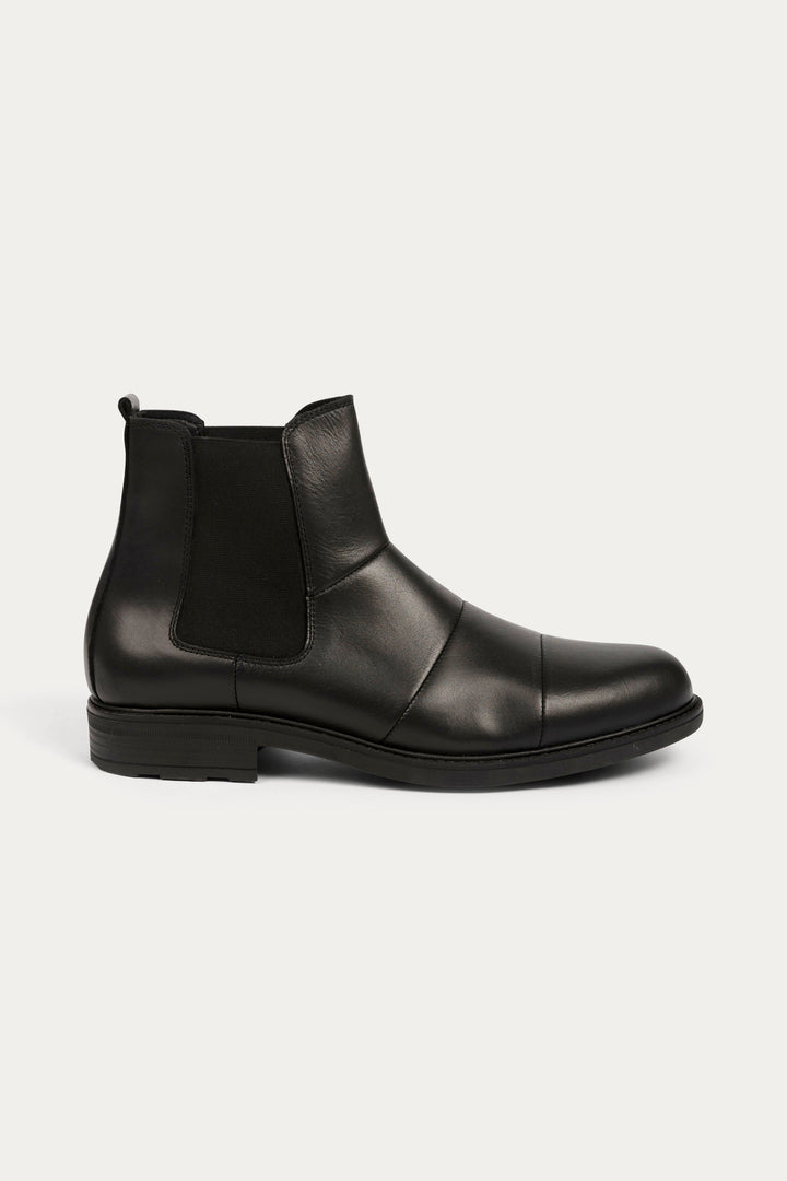 Holborn Leather Boots in Black