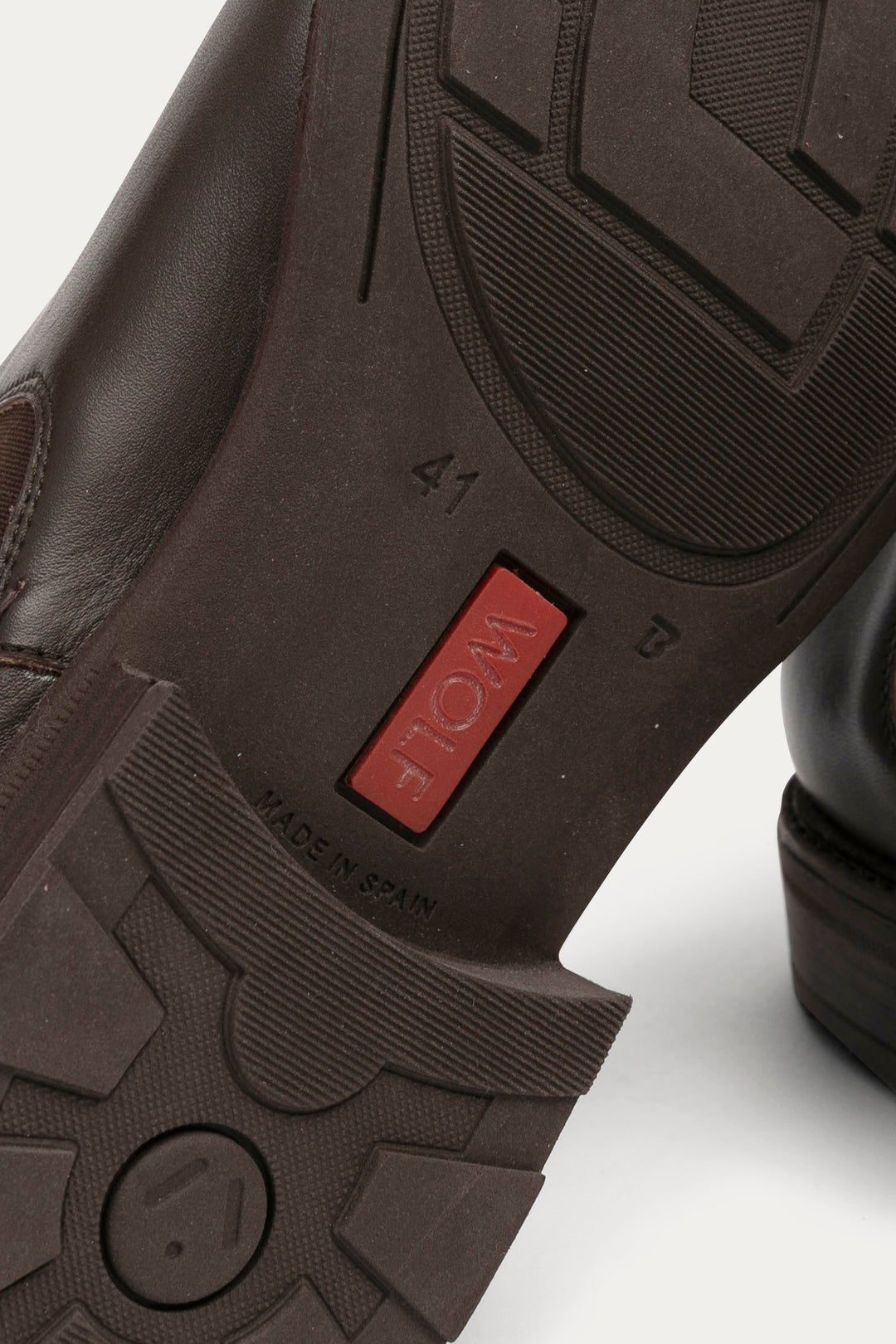 Chelsea Leather Boots in Dark Brown