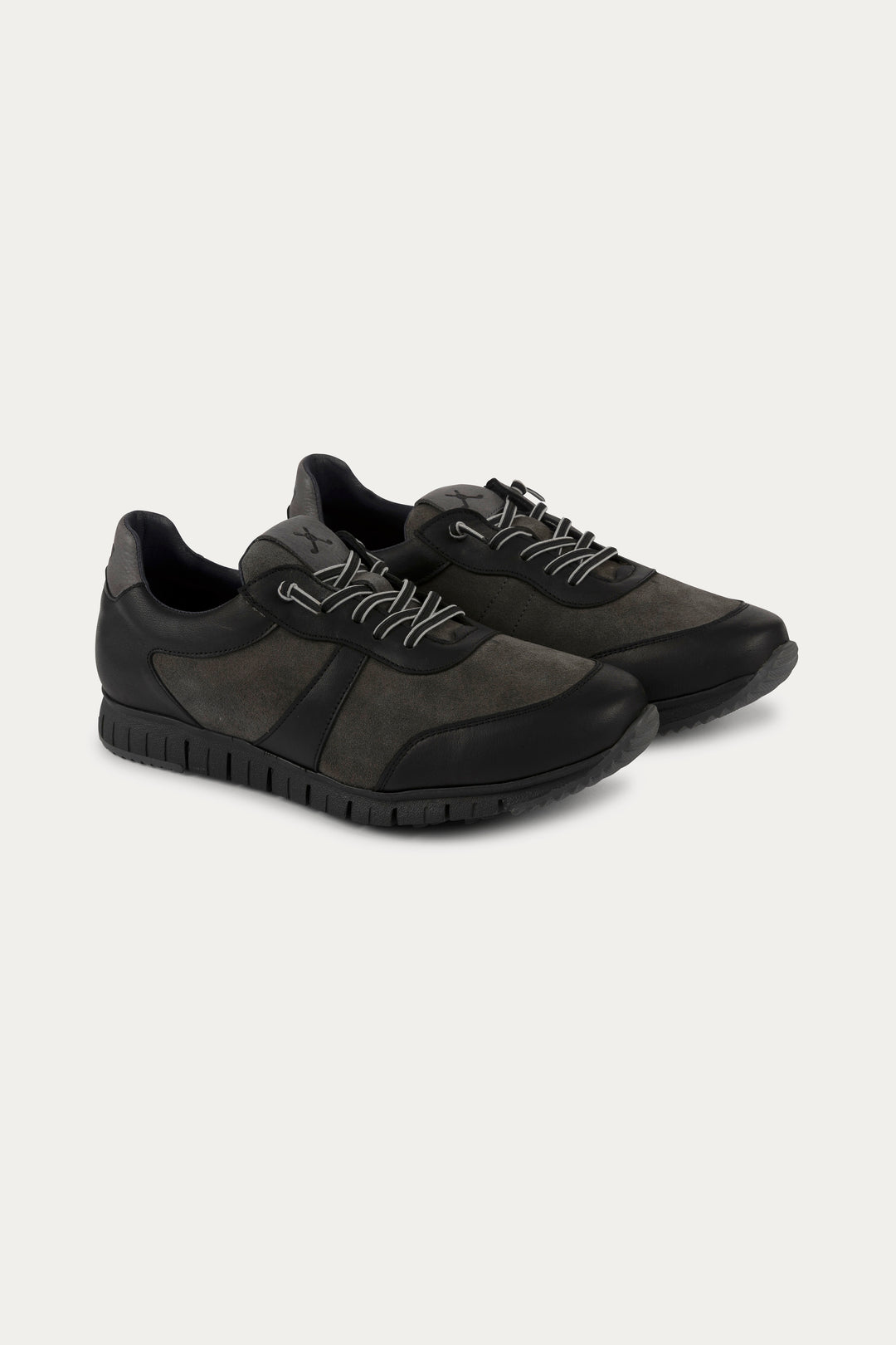 Kilburn Leather Trainers in Grey