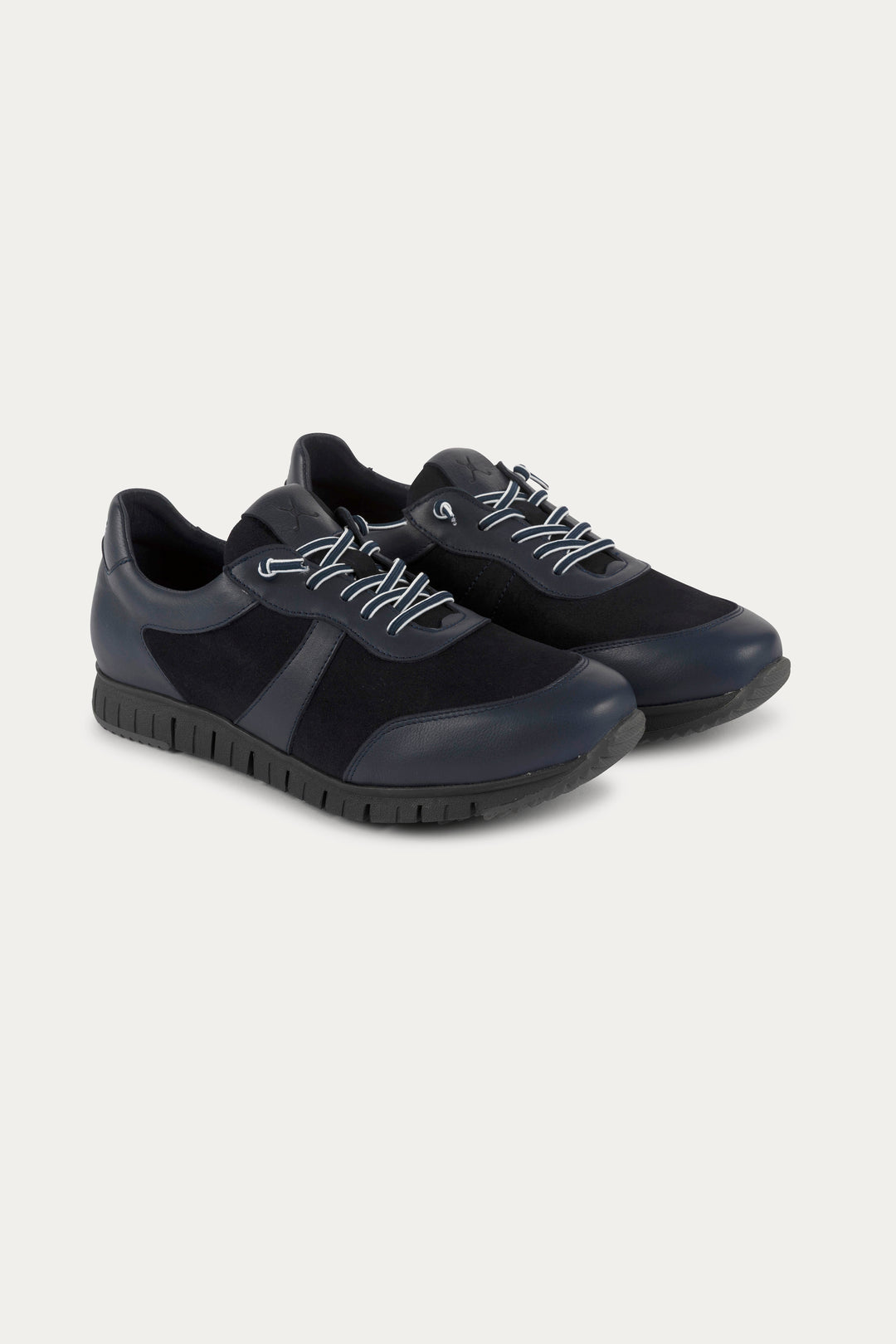 Kilburn Leather Trainers in Navy