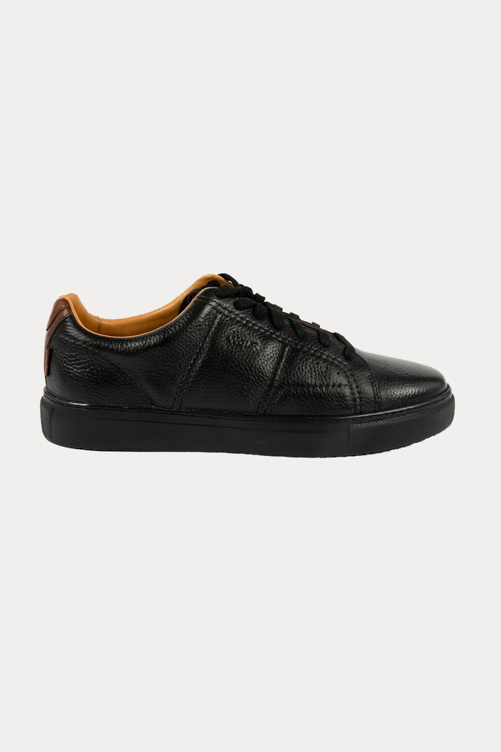 Battersea Park Leather Trainers in Black
