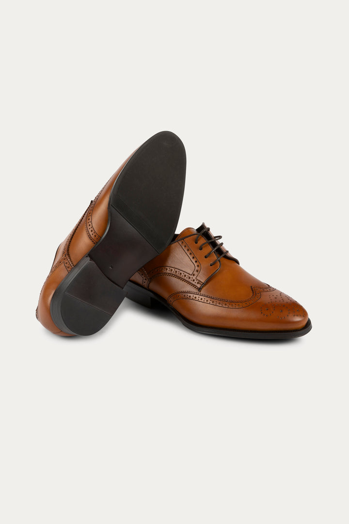 Brogue Leather Dress Shoes in Light Brown