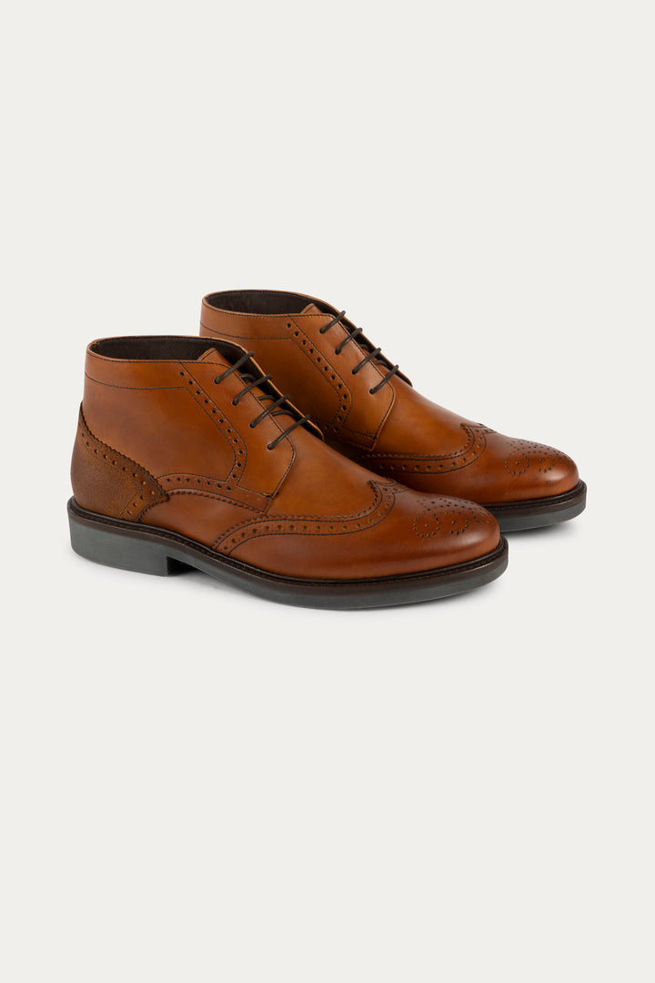 Brogue Leather Boots in Light Brown