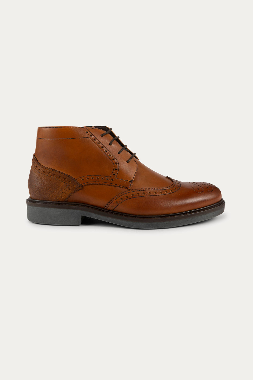 Brogue Leather Boots in Light Brown