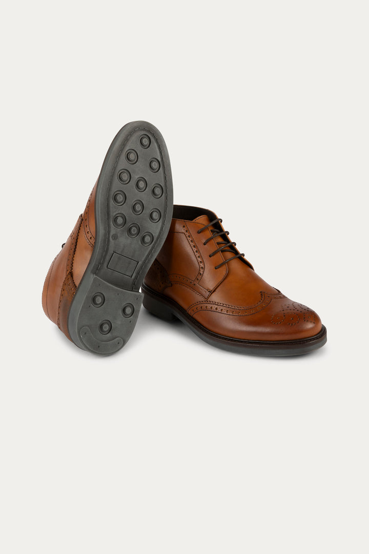 Brogue Leather Boots in Light Brown