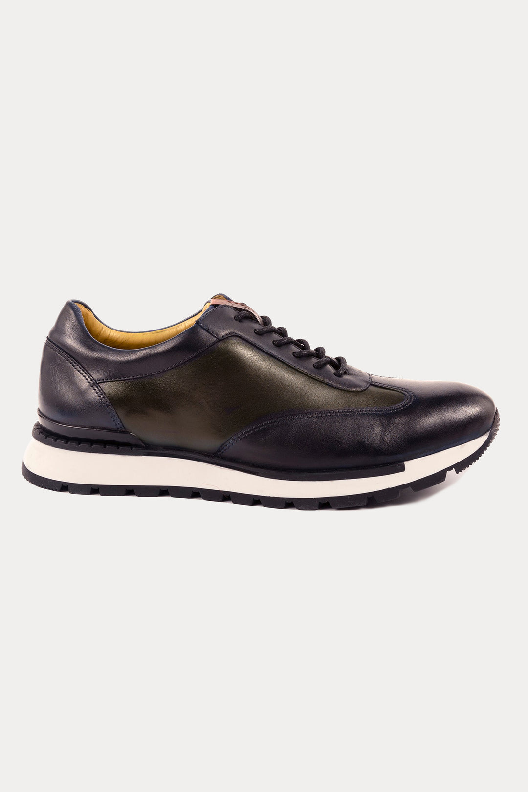 Westminster Leather Smart Trainers in Black