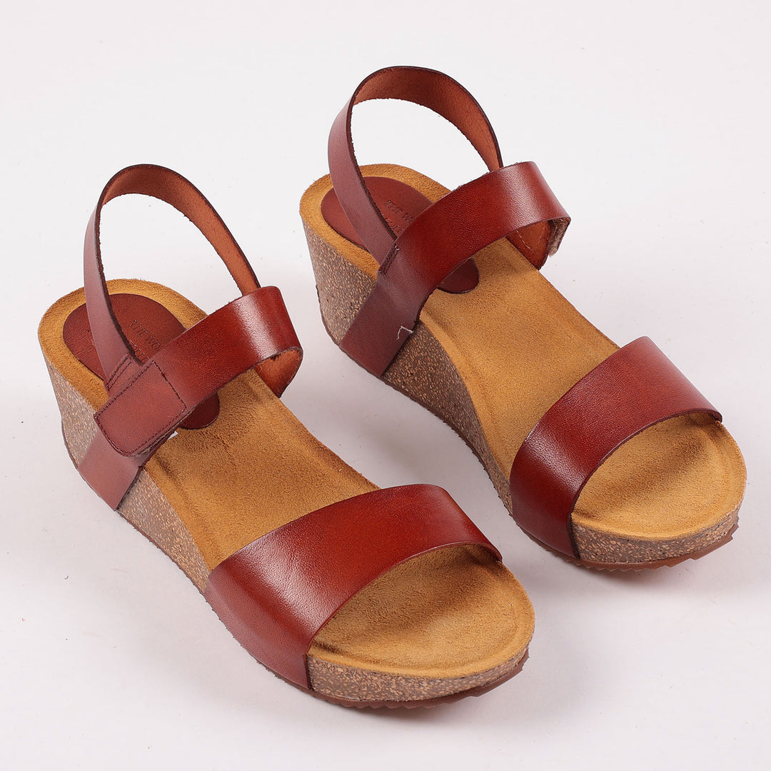 Cornwall Strap Sandals in Brown