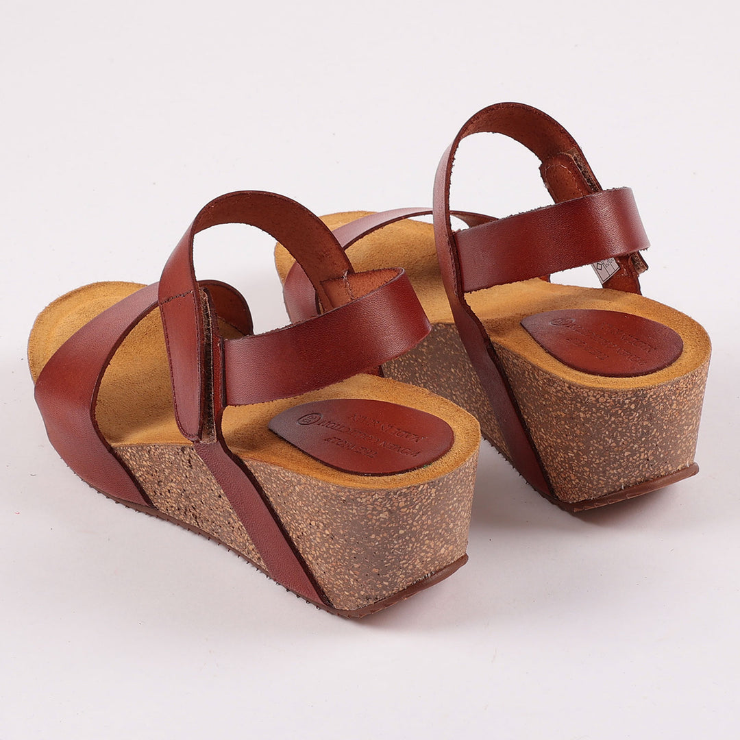 Cornwall Strap Sandals in Brown