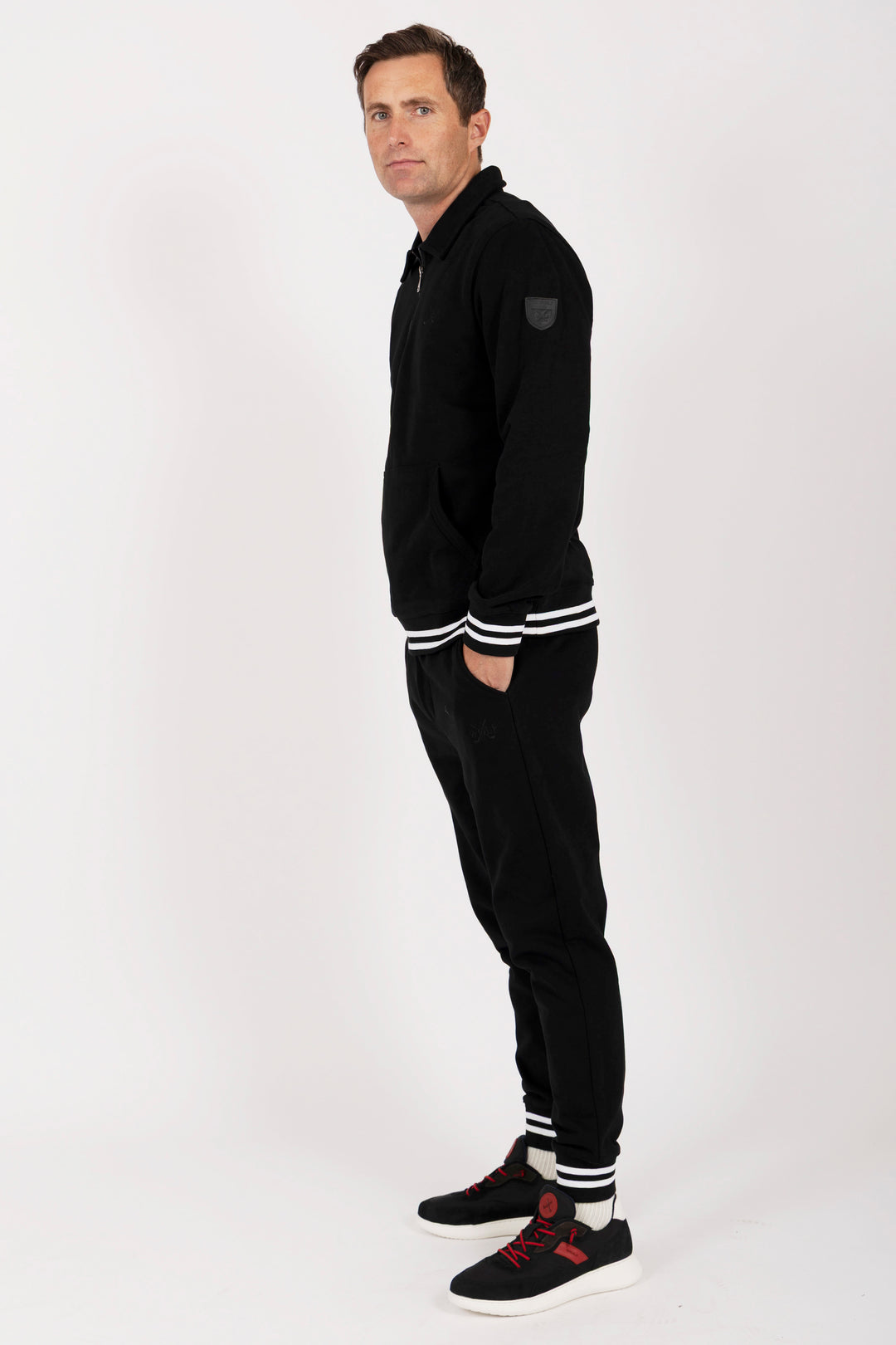 Signature Tracksuit Set in Black