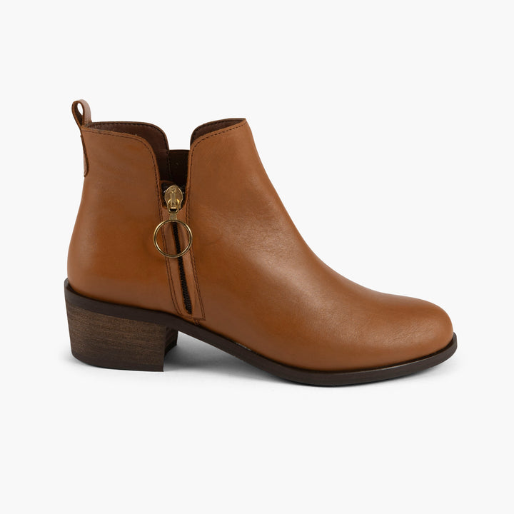 Park Avenue Leather Boots in Light Brown