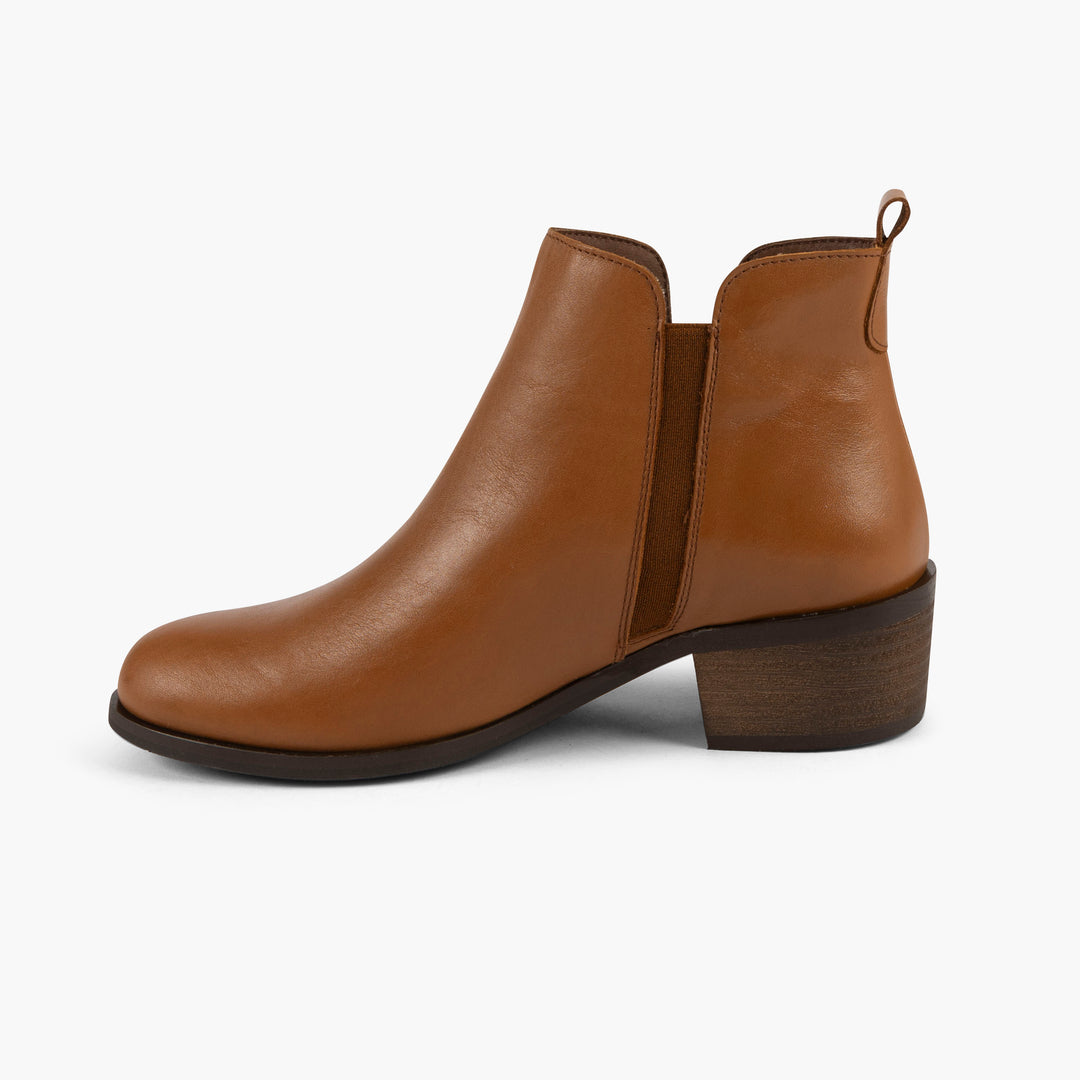 Park Avenue Leather Boots in Light Brown