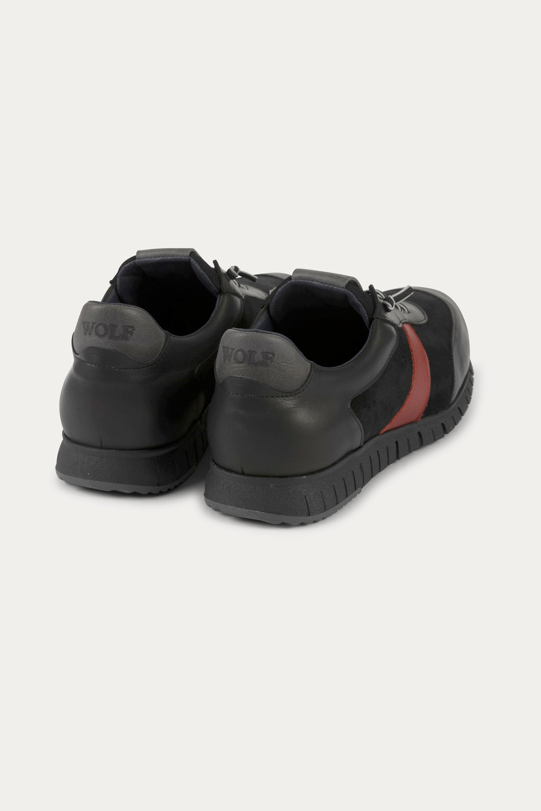 Kilburn Leather Trainers in Black/Red