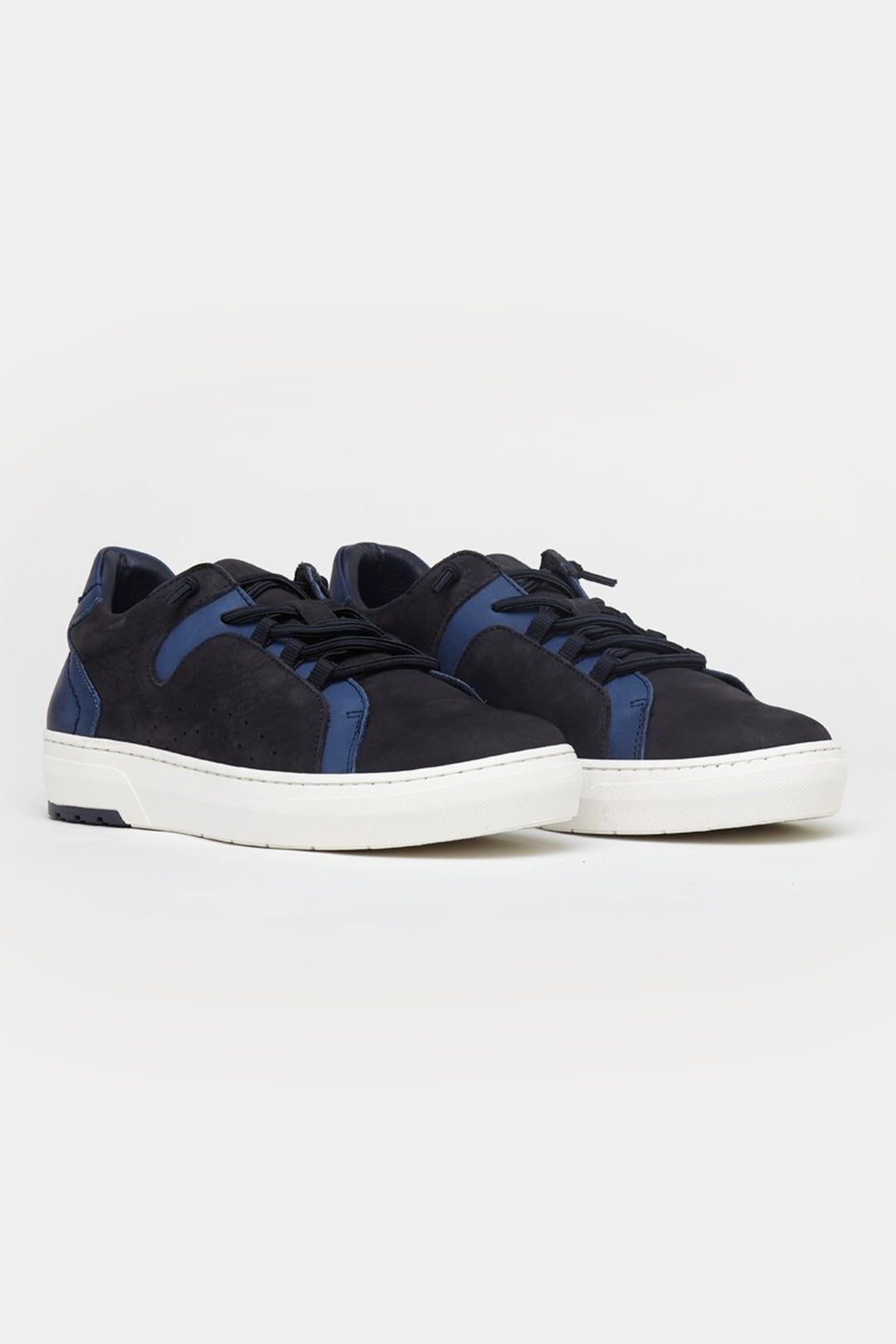 Wimbledon Leather Trainers in Navy