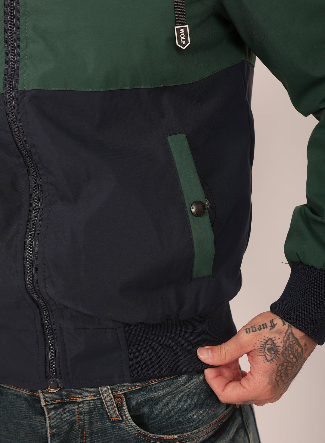 Oxford Light Jacket in Green