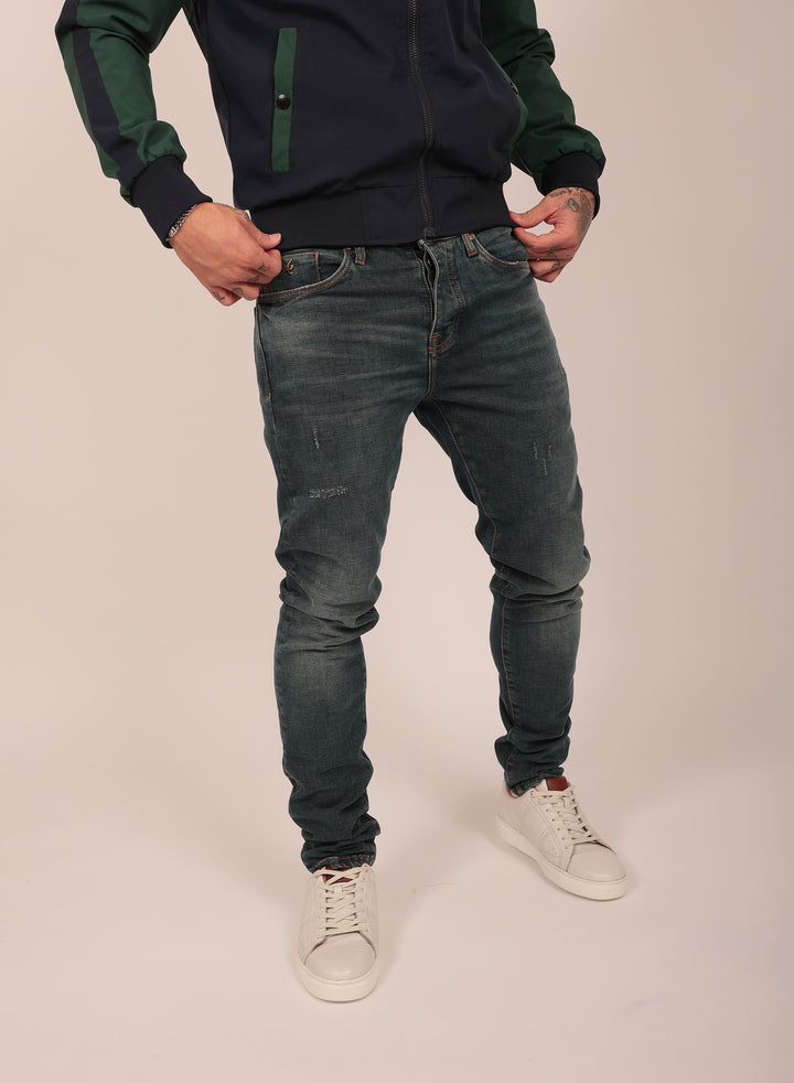 Iconic Slim Fit Jeans in Dark Blue