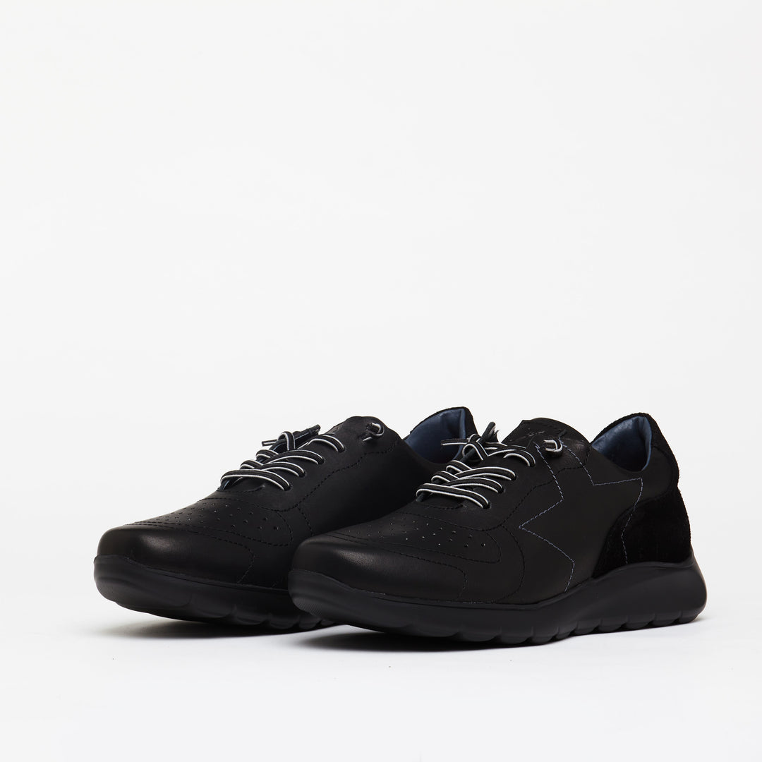 Hammersmith Leather Trainers in Black